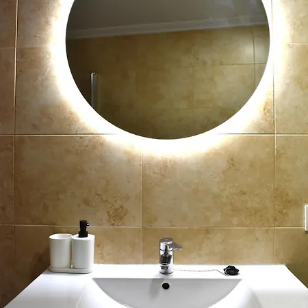 En El Centro Con Parking Y Terraza *