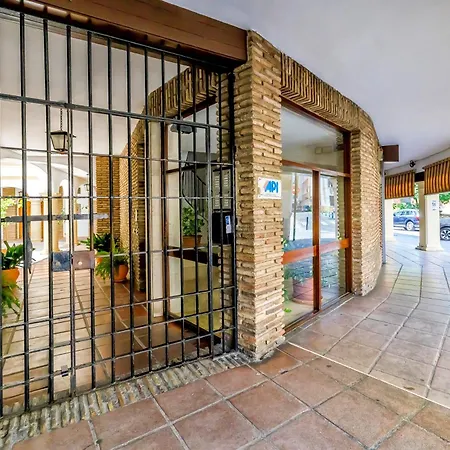 Appartement En El Centro Con Parking Y Terraza *