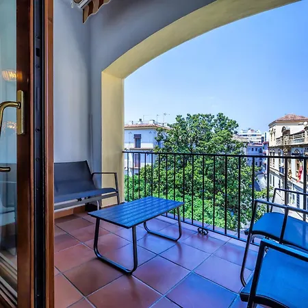 En El Centro Con Parking Y Terraza Appartement