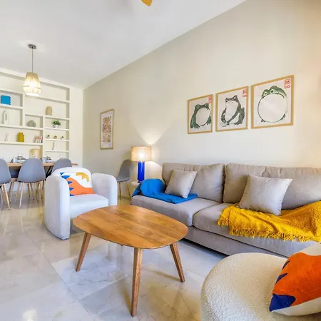 Appartement En El Centro Con Parking Y Terraza