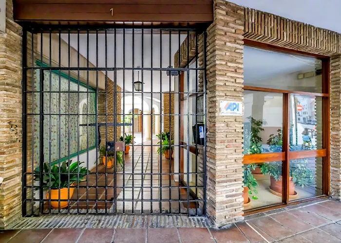 En El Centro Con Parking Y Terraza דירה