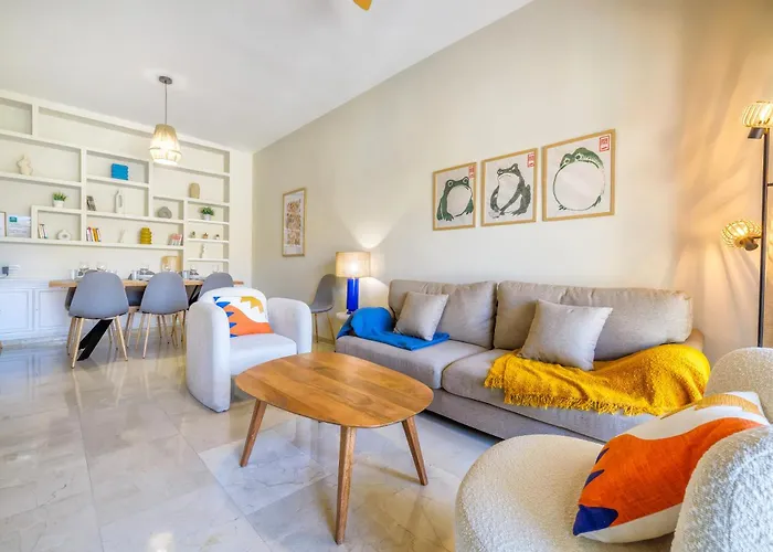 דירה En El Centro Con Parking Y Terraza