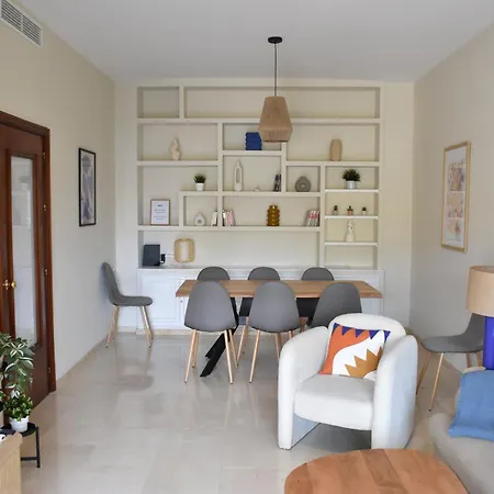 Apartment En El Centro Con Parking Y Terraza *